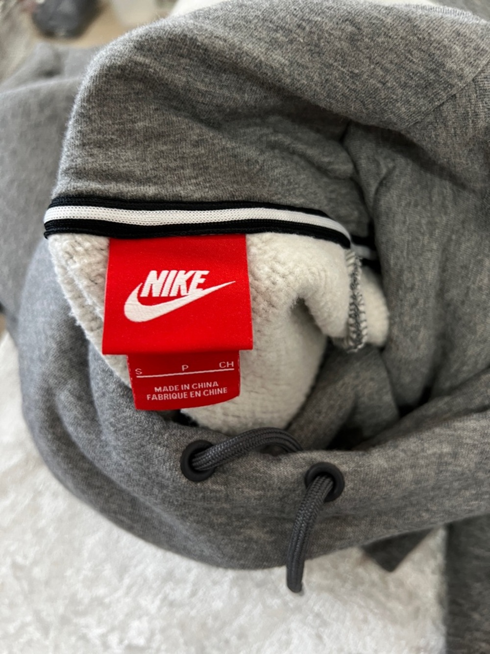 Nike “Rally Funnel Neck” Sweatshirt Hooded Flannel Lined Size Small Gray - Picture 9 of 9